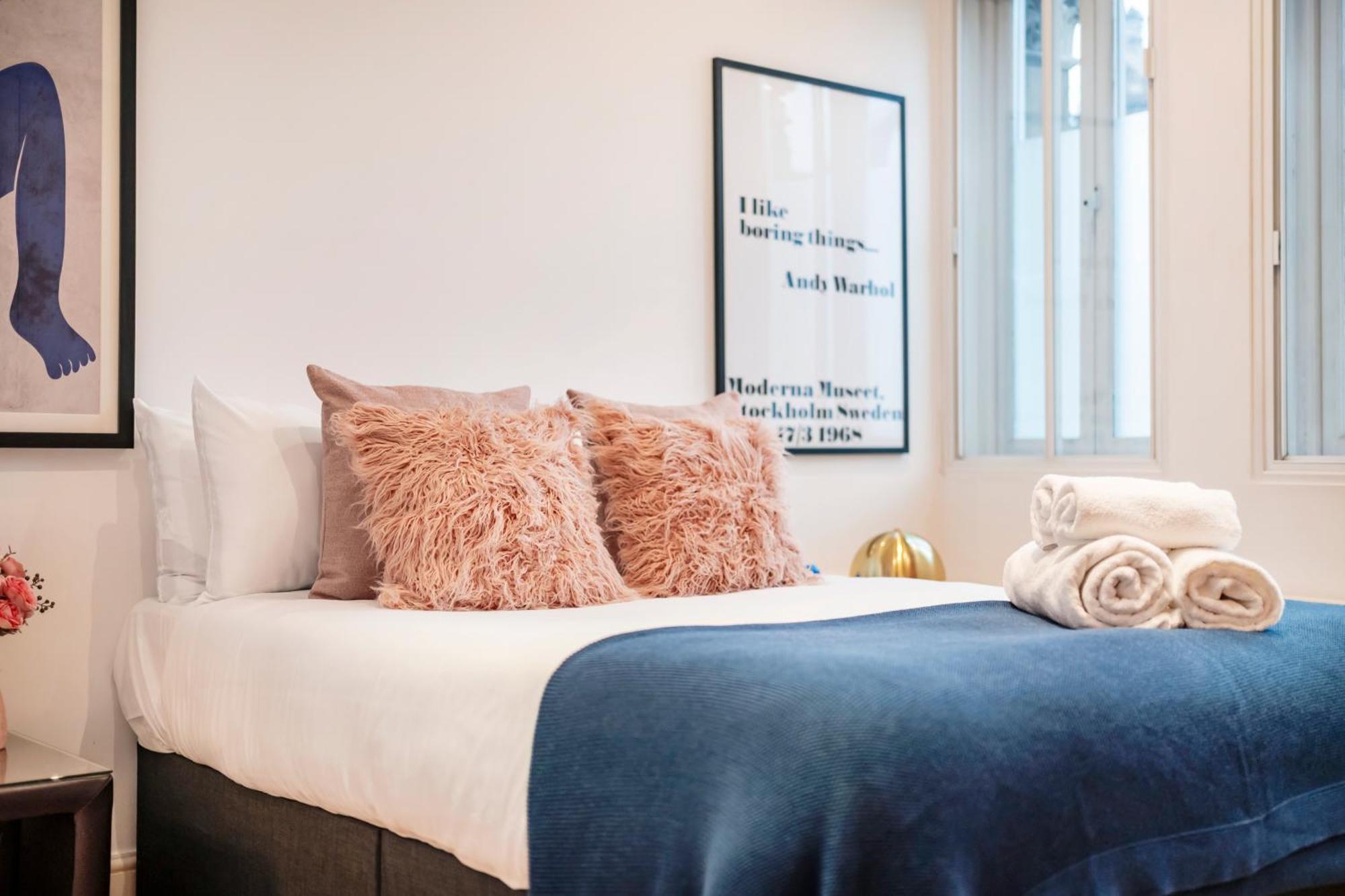 Welcome London Theatreland Екстер'єр фото